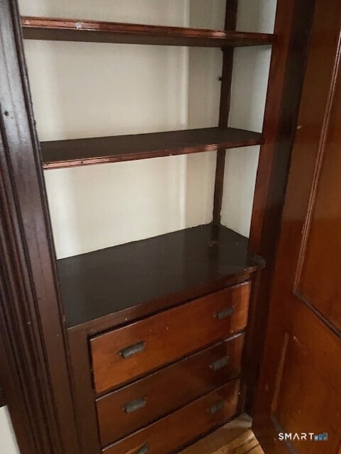 Building Photo - 281 Chestnut St