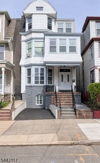 Building Photo - 316 Clifton Ave