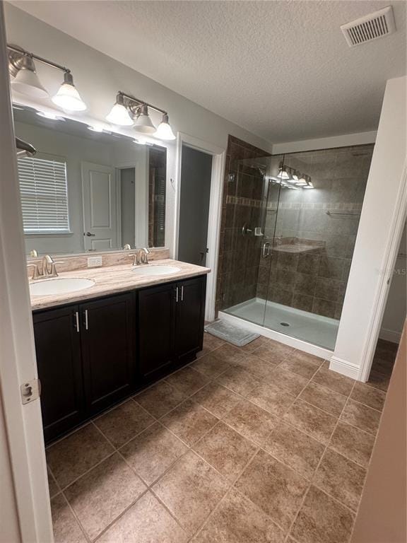 Building Photo - 11737 Verrazano Dr