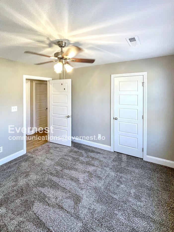 Building Photo - 142 Ardell Dr