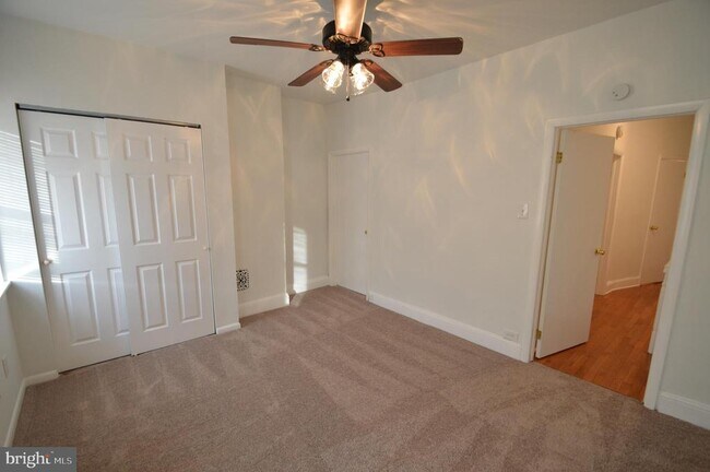 Building Photo - 2509 S Alder St
