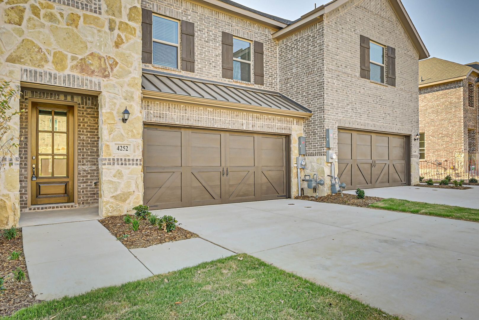 Building Photo - 4252 Mingo Dr