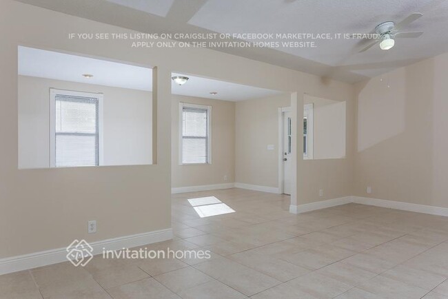 Building Photo - 14160 Citrus Dr