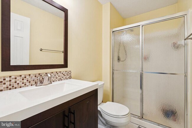 Building Photo - 9370 Caspian Way