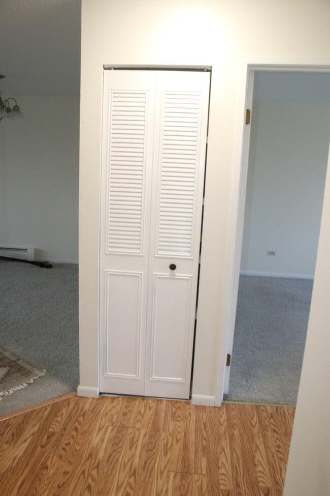 Building Photo - 2 Timber Ln