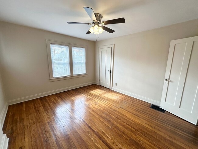 Building Photo - 66 W California Ave