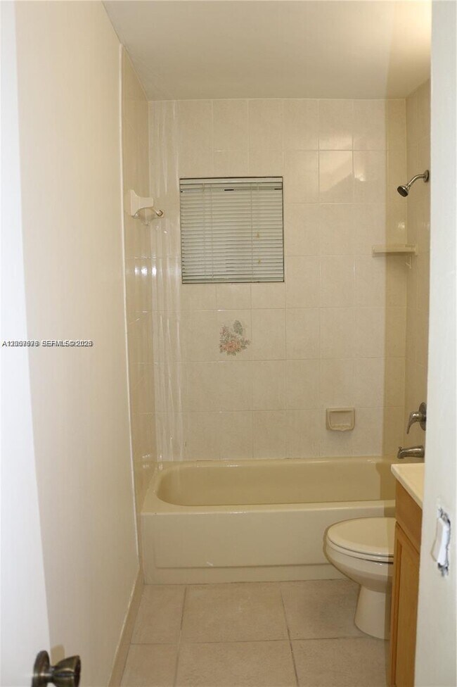 Building Photo - 8005 SW 107th Ave