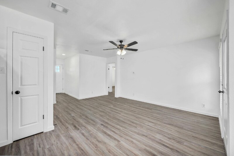 Building Photo - 6506 King George Dr