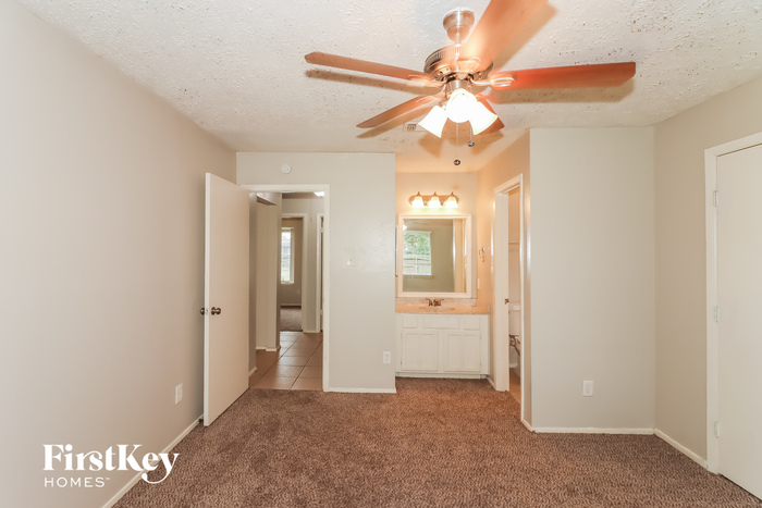 Building Photo - 16318 Sky Blue Ln