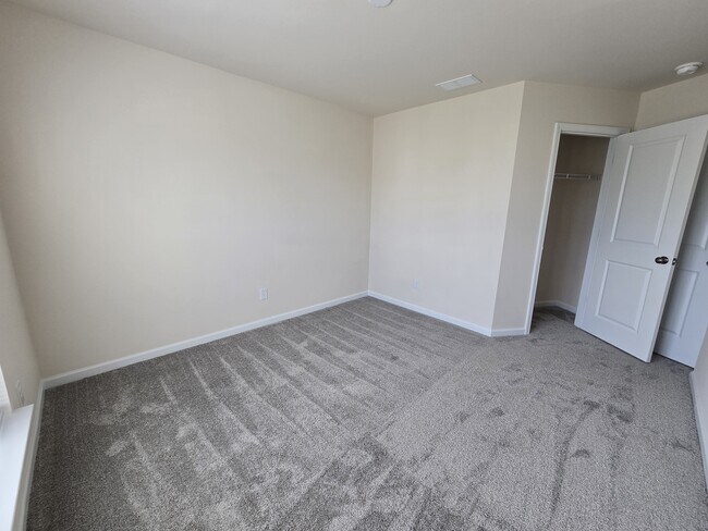Building Photo - 4028 Beckton Trl