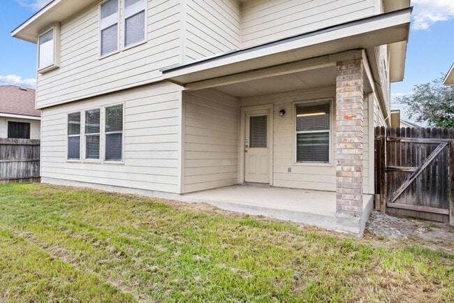 Building Photo - 6526 Charles Field