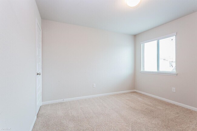 Building Photo - 4 br, 2.5 bath House - 605 AllensCreek Way