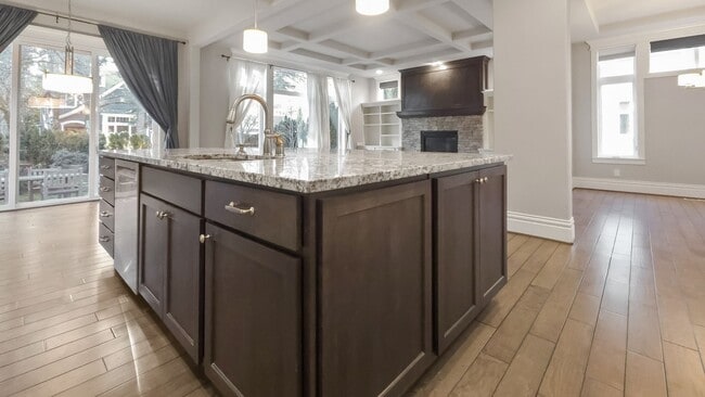 Building Photo - Stylish 4 Bedroom Layout with Office and Bonus Room