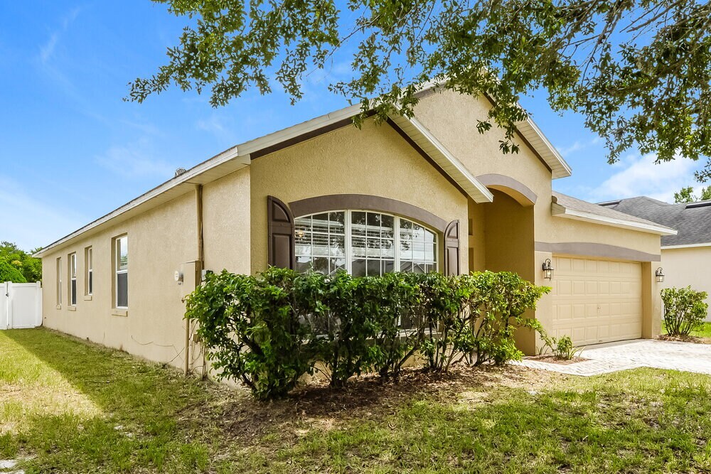 Building Photo - 2725 Eagle Glen Cir