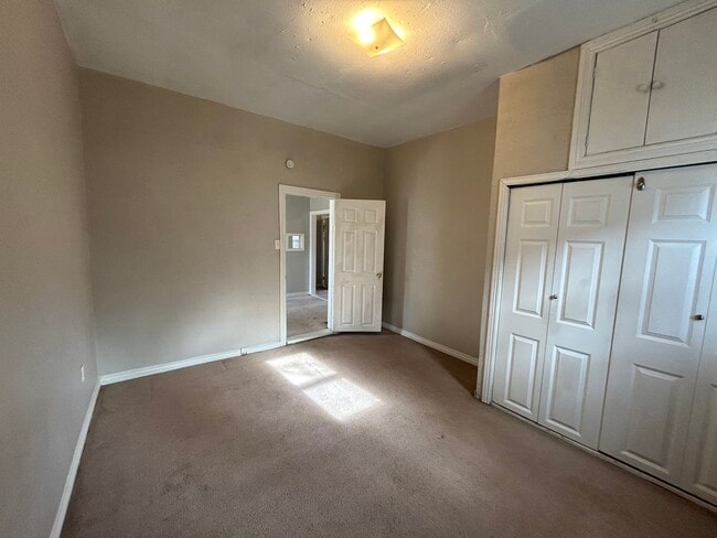 Building Photo - Experience the Energy of Old Town Fort Collins—Cozy 2BR Home