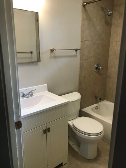 Building Photo - 4552 Baylor Ct