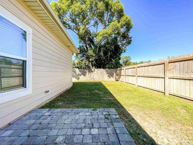 Building Photo - 6218 Ferguson Dr