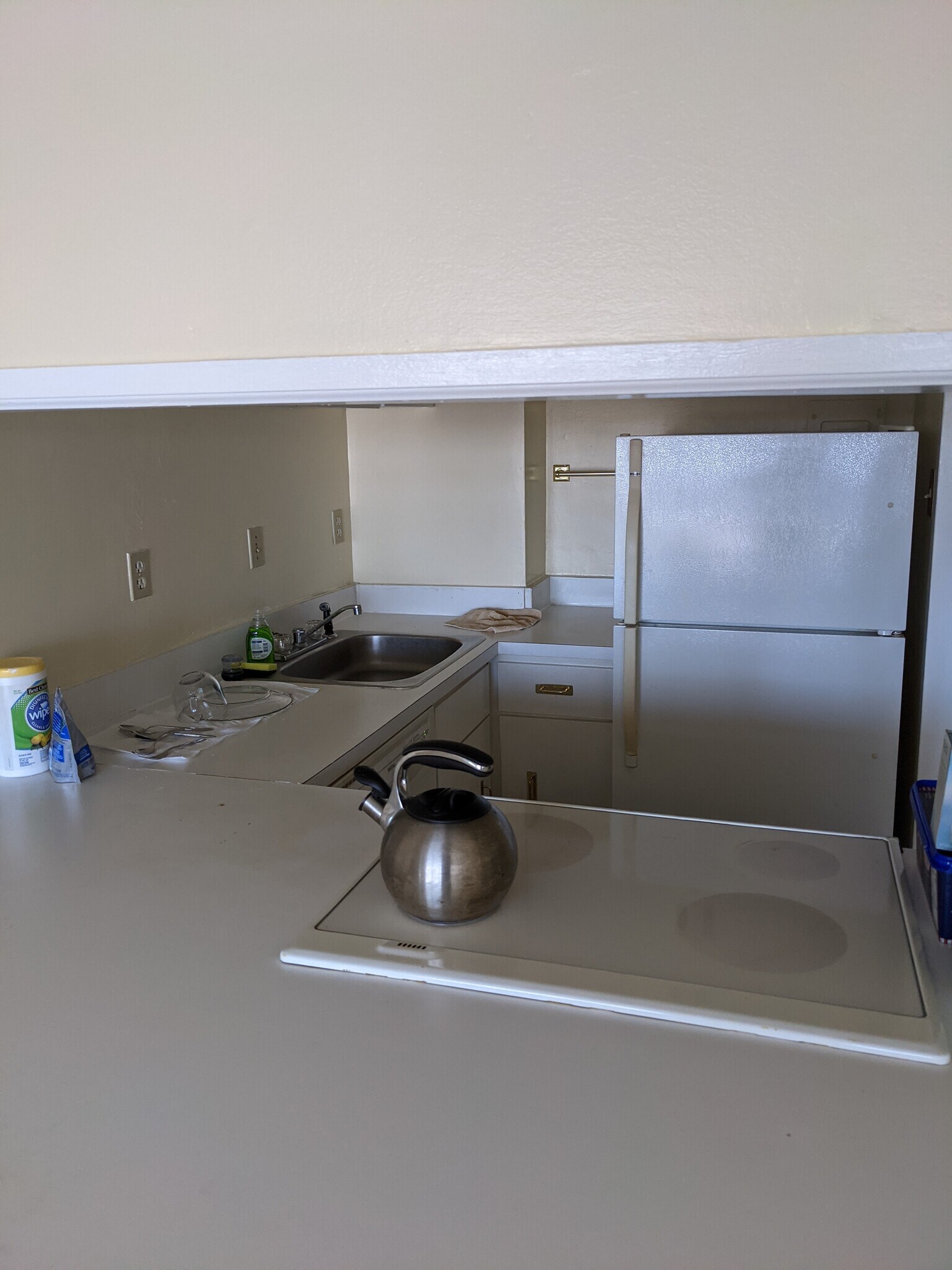 Kitchen - 1271 Poplar Ave