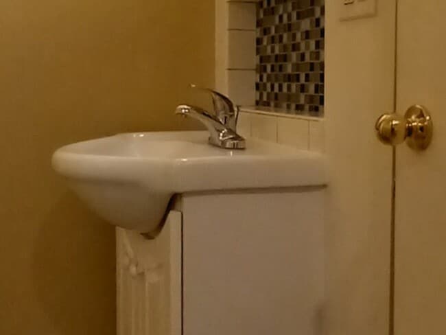 Building Photo - 11532 4th Ave NW