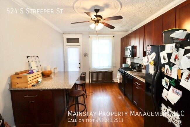 Building Photo - 2 Bed Rowhome in Prime Canton Location!