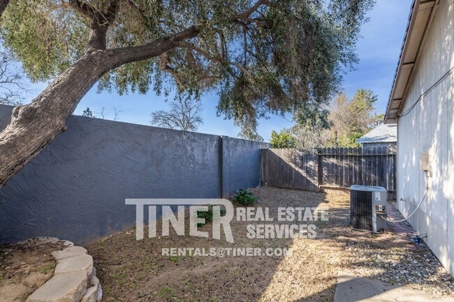 Building Photo - 7586 Waterwillow Dr