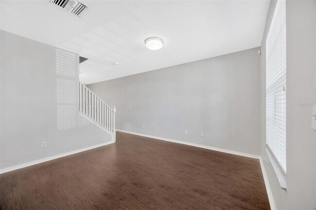 Building Photo - 6106 Olivedale Dr