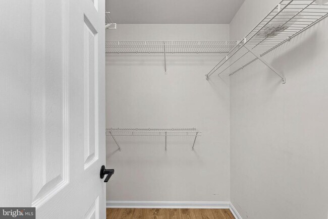 Building Photo - 13584 Cedar Run Ln