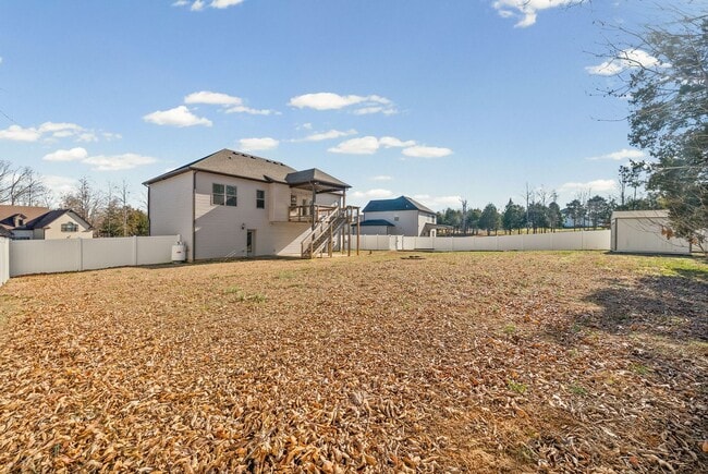 Building Photo - Spacious 4 bedroom 3 full bath home for rent!