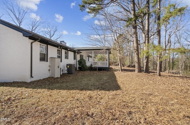 Building Photo - 240 Forestwood Park Rd