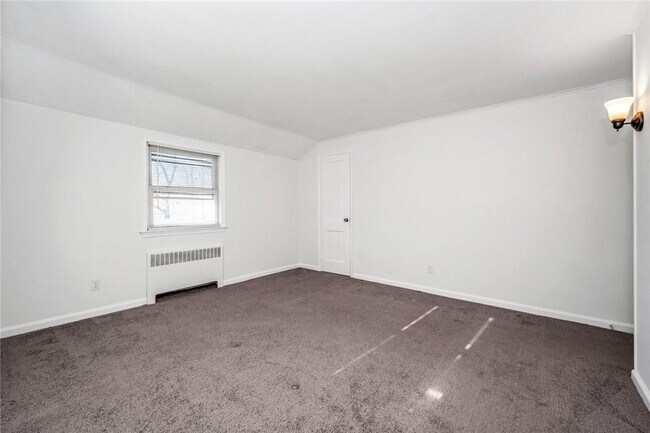 Building Photo - 440 Columbus Ave