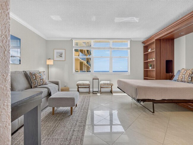 Building Photo - 2501 S Ocean Dr