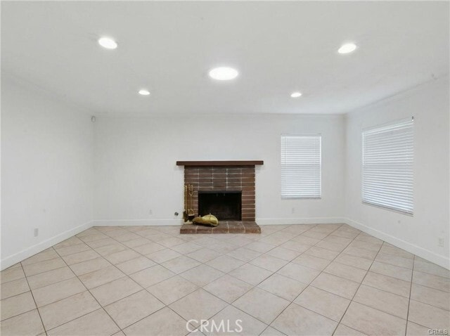 Building Photo - 937 N Greenpark Ave