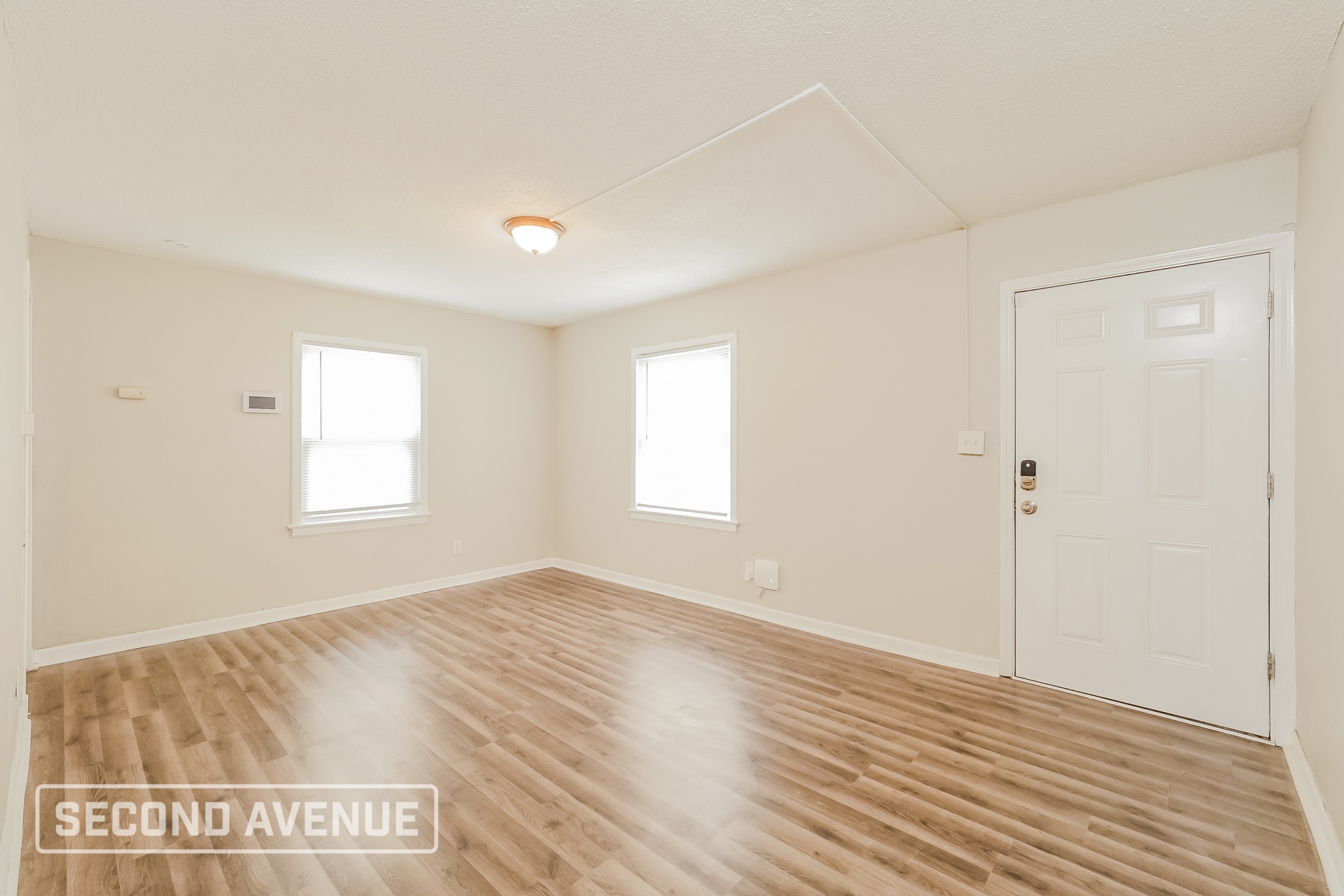 Building Photo - 4412 Kensington Ave