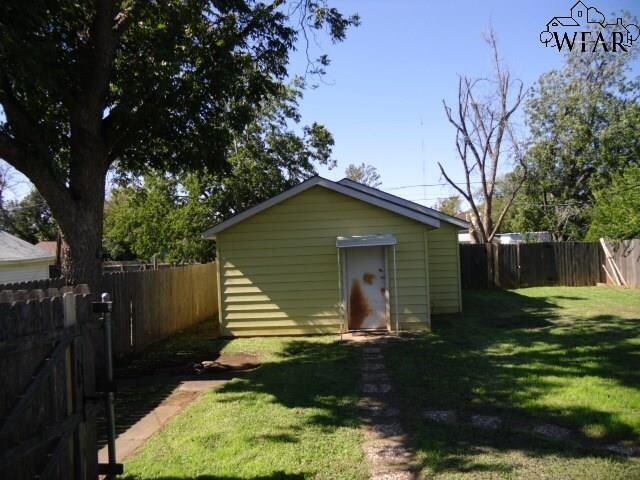 Building Photo - Centrally located 1 bedroom 1 bath
