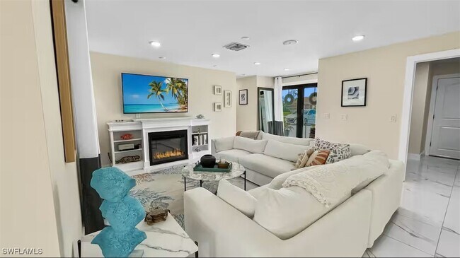 Building Photo - 279 Torrey Pines Point