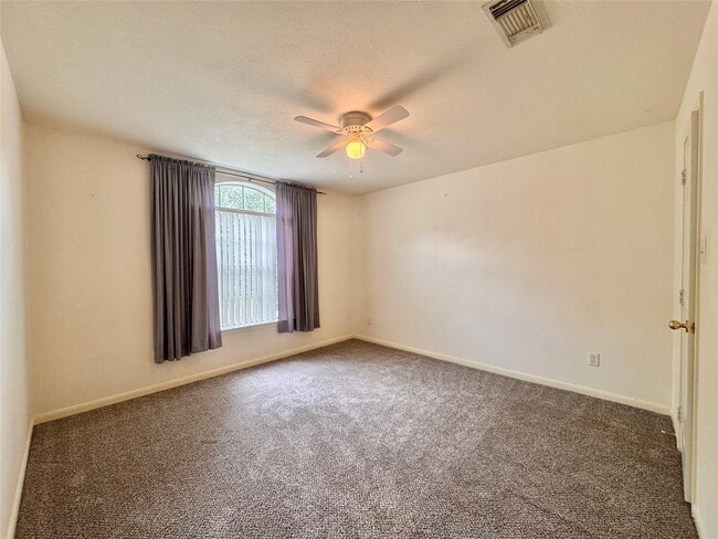 Building Photo - 8530 Regalbrook Dr