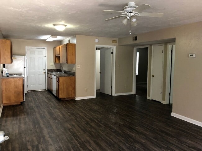 Building Photo - Downstairs unit off Mahan avail NOW!