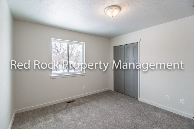 Building Photo - 2616 N Arties Ln