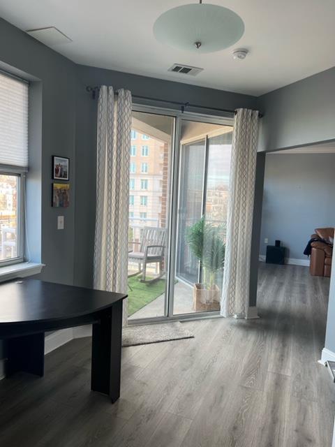 Building Photo - 23 Pierside Dr