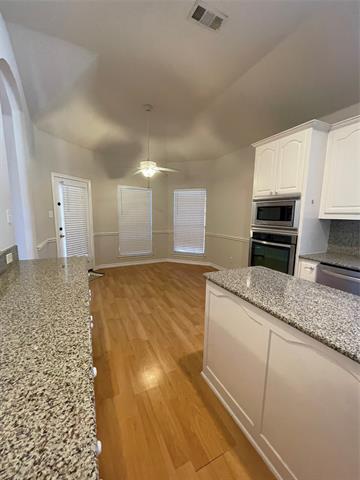 Building Photo - 1001 Coolidge St