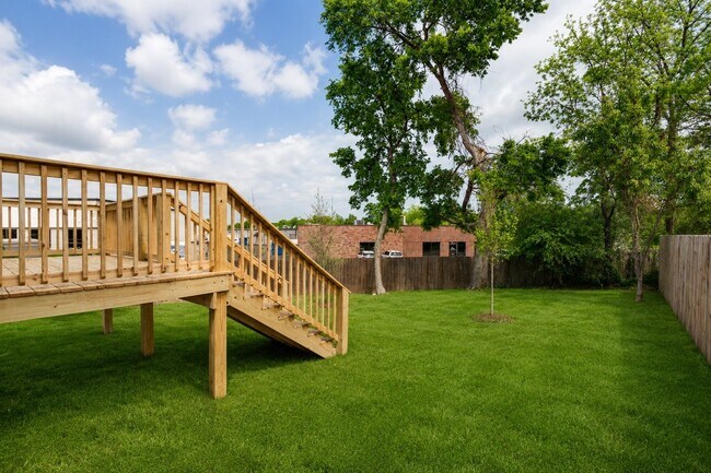 Building Photo - 3802 Syfert Ln