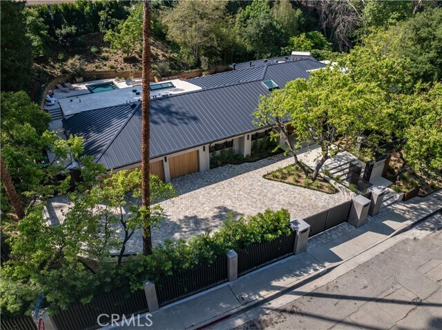 Building Photo - 3187 Oakdell Rd