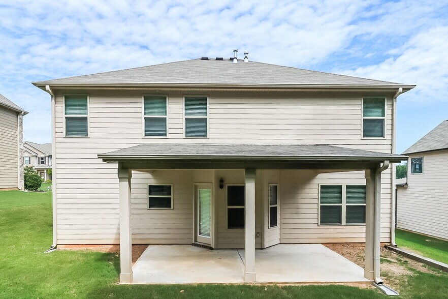 Building Photo - 4710 Cabrini Pl