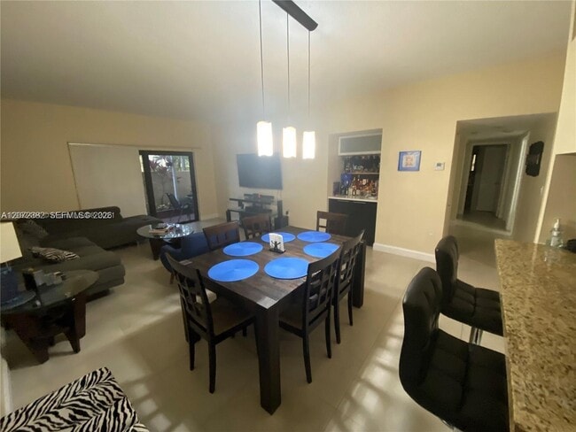 Building Photo - 8806 SW 130th Ct