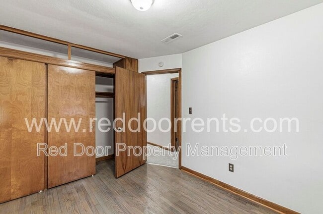 Building Photo - 1839 Fowler St