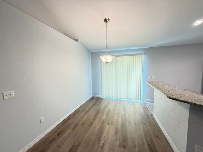 Building Photo - Beautiful 3 Bedroom, 2 Bathroom Home in Summerfield!