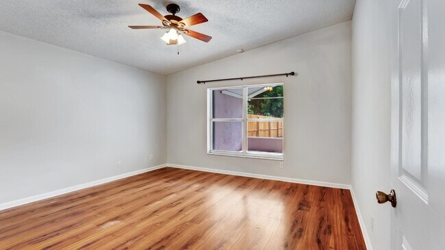 Building Photo - 8071 Stirrup Cay Ct