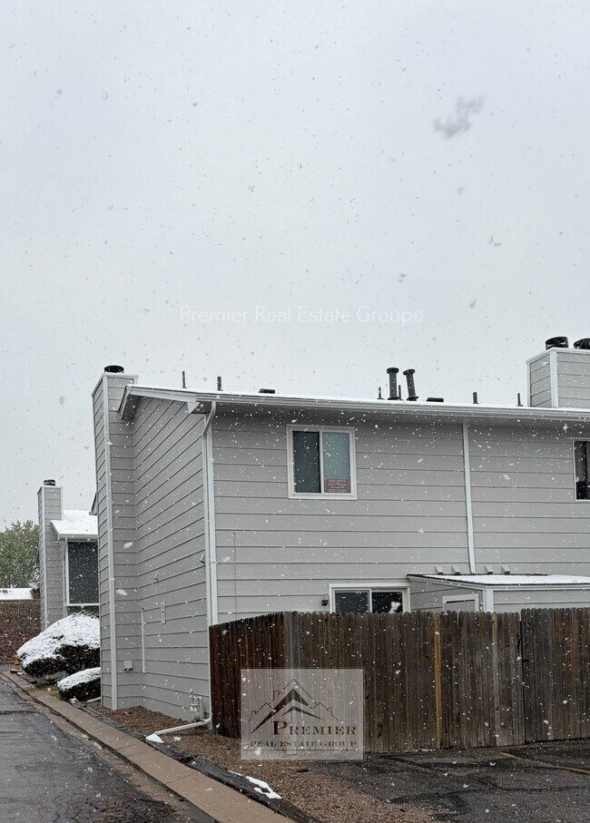 Building Photo - 26 Murray Heights Dr