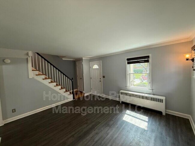 Building Photo - 125 Cherrydell Rd