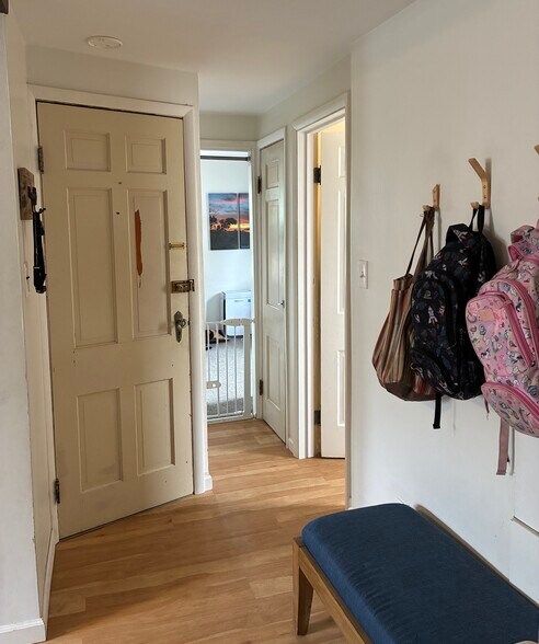 Hall - 8903 W Orchard St